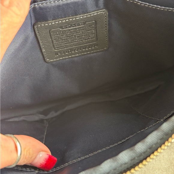 Gentler used Coach Signature makeup/laptop pouch tote clutch bag - Picture 6 of 8